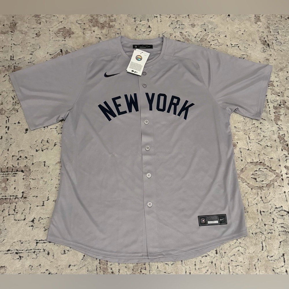Nike Authentic New York Yankees Aaron Judge #99 Gray Baseball Jersey Men’s XL